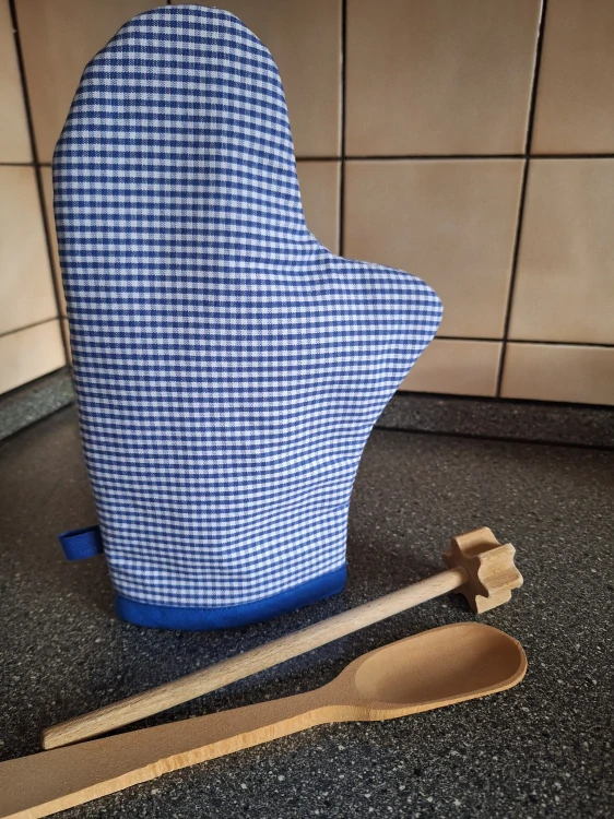 Kuchyňská chňapka modré kostičky