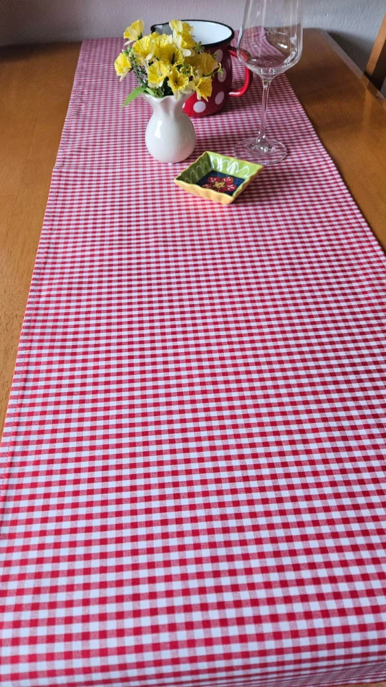 Běhoun červené kostky kanafas